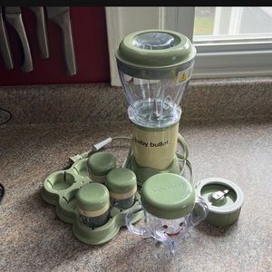 Magic Bullet Baby Bullet Blender Baby Food Maker NEW